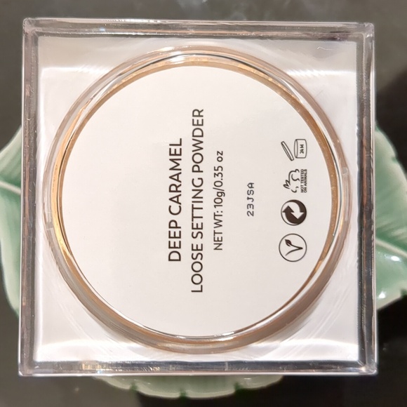 Loose Setting Powder - Picture 4 of 4